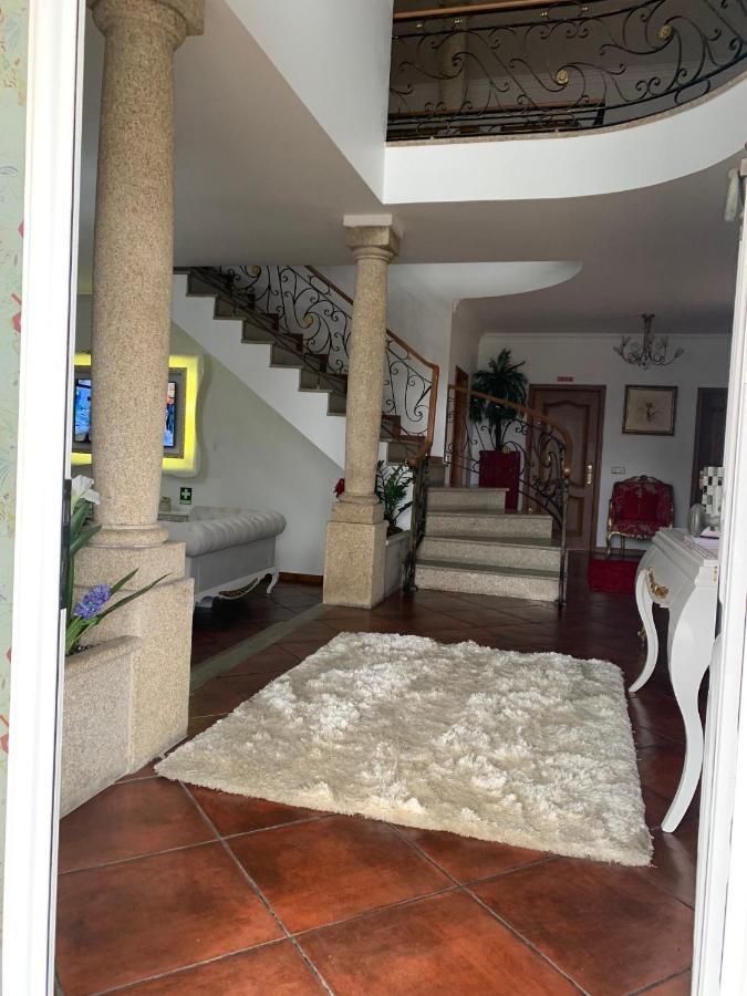 Luxury Guest House Pacos de Ferreira Bagian luar foto